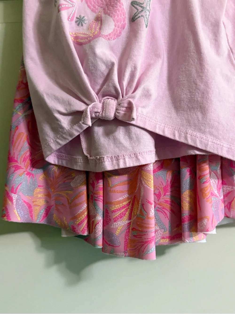 Set -OshKosh B'gosh Pink Mermaid Tie-Front Tank Top with matching tropical skirt